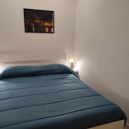 Casa Vacanze Caramagna Aci Castello Luaran gambar