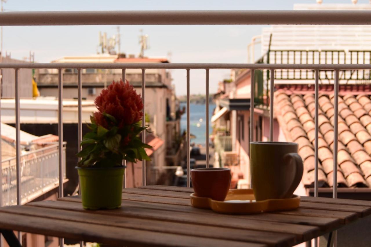 Casa Vacanze Caramagna Aci Castello Luaran gambar