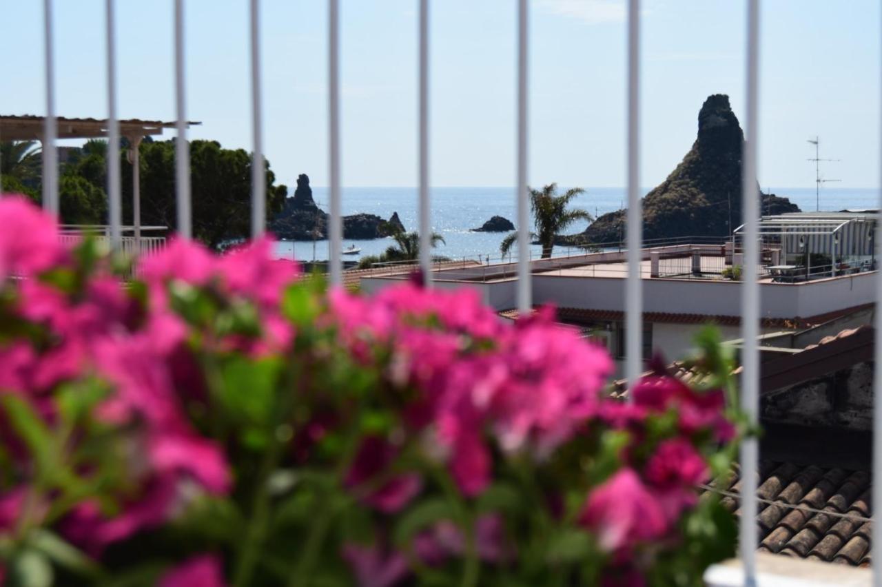 Casa Vacanze Caramagna Aci Castello Luaran gambar