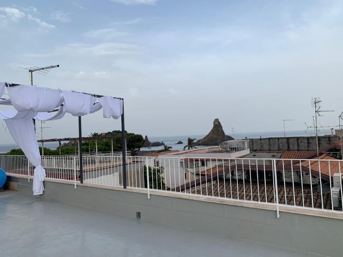 Casa Vacanze Caramagna Aci Castello Luaran gambar
