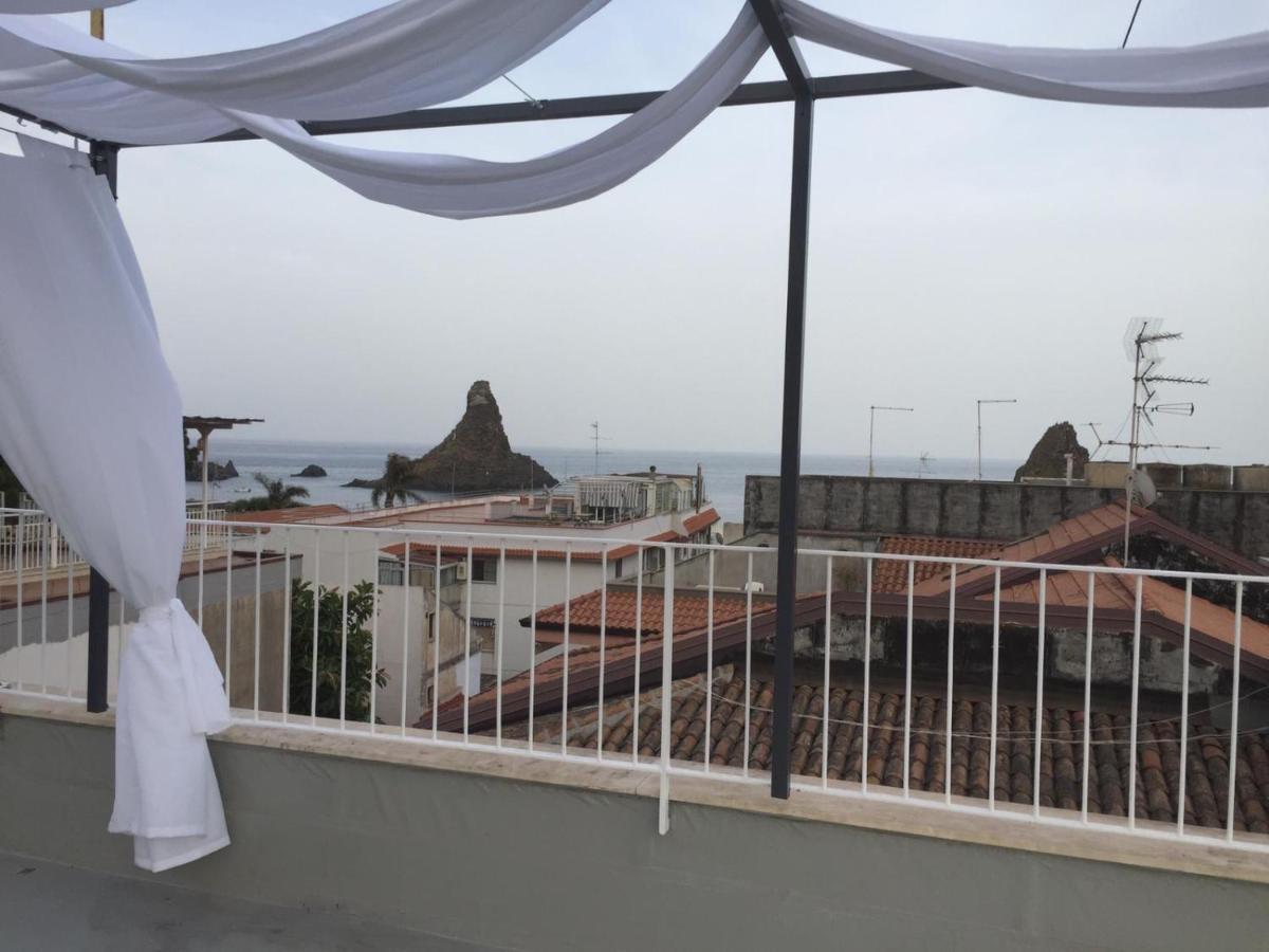 Casa Vacanze Caramagna Aci Castello Luaran gambar
